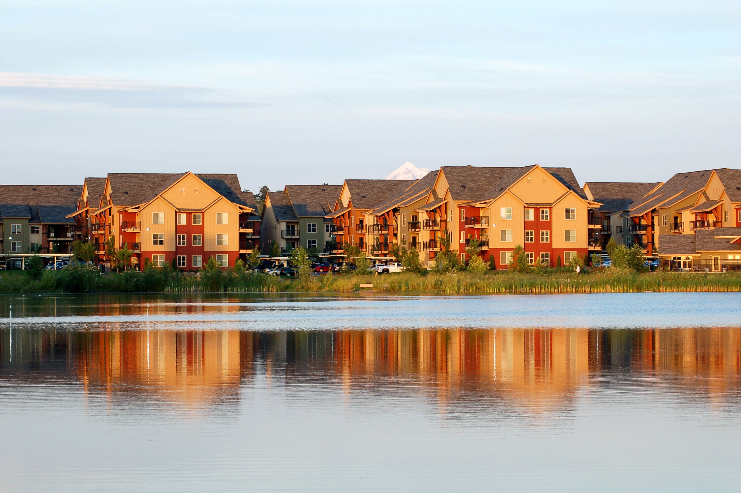 The Lodges at Lake Salish the Lodges at Lake Salish